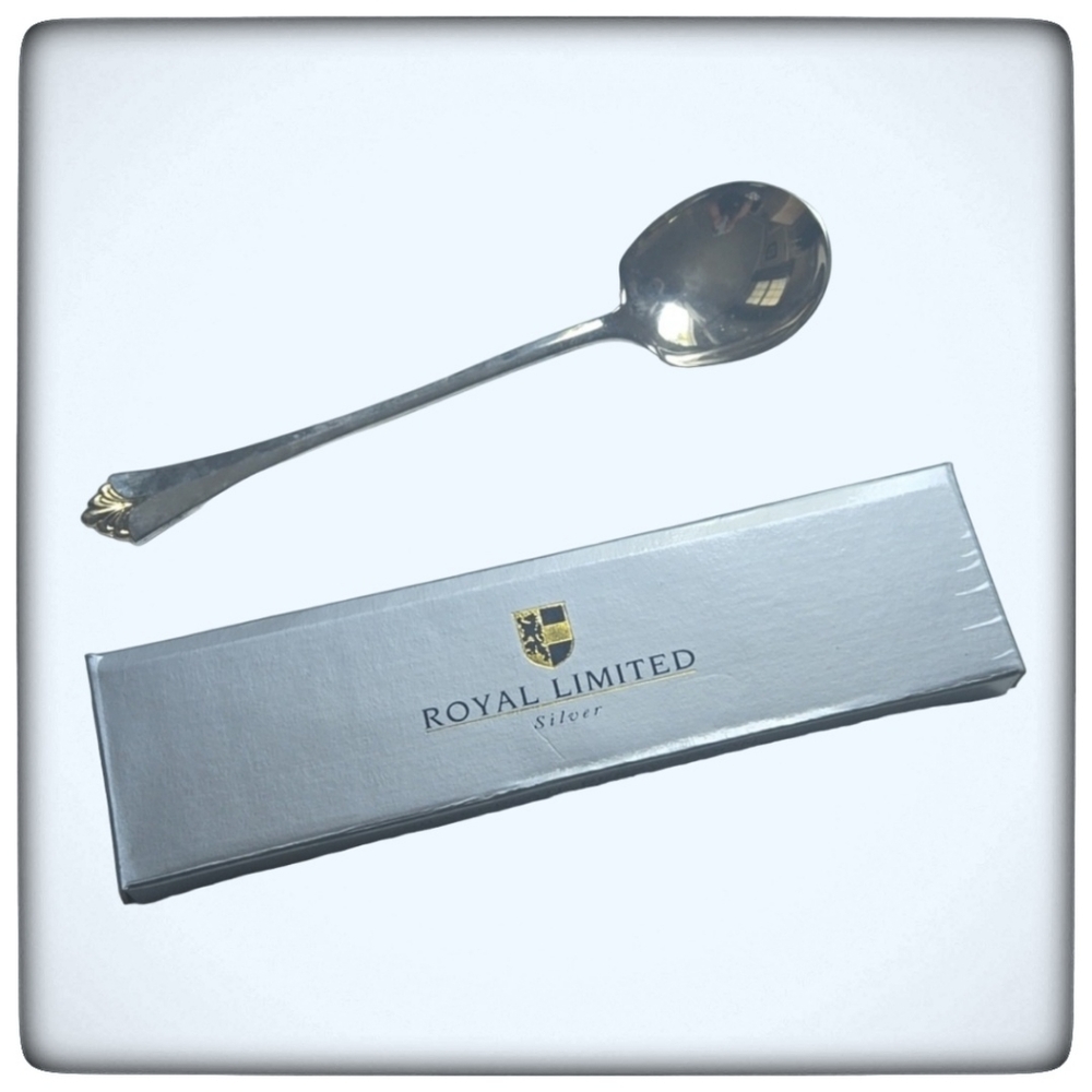 Vintage Royal Limited Silverplate Berry Spoon With Gold Accent-Style #BS316-OS